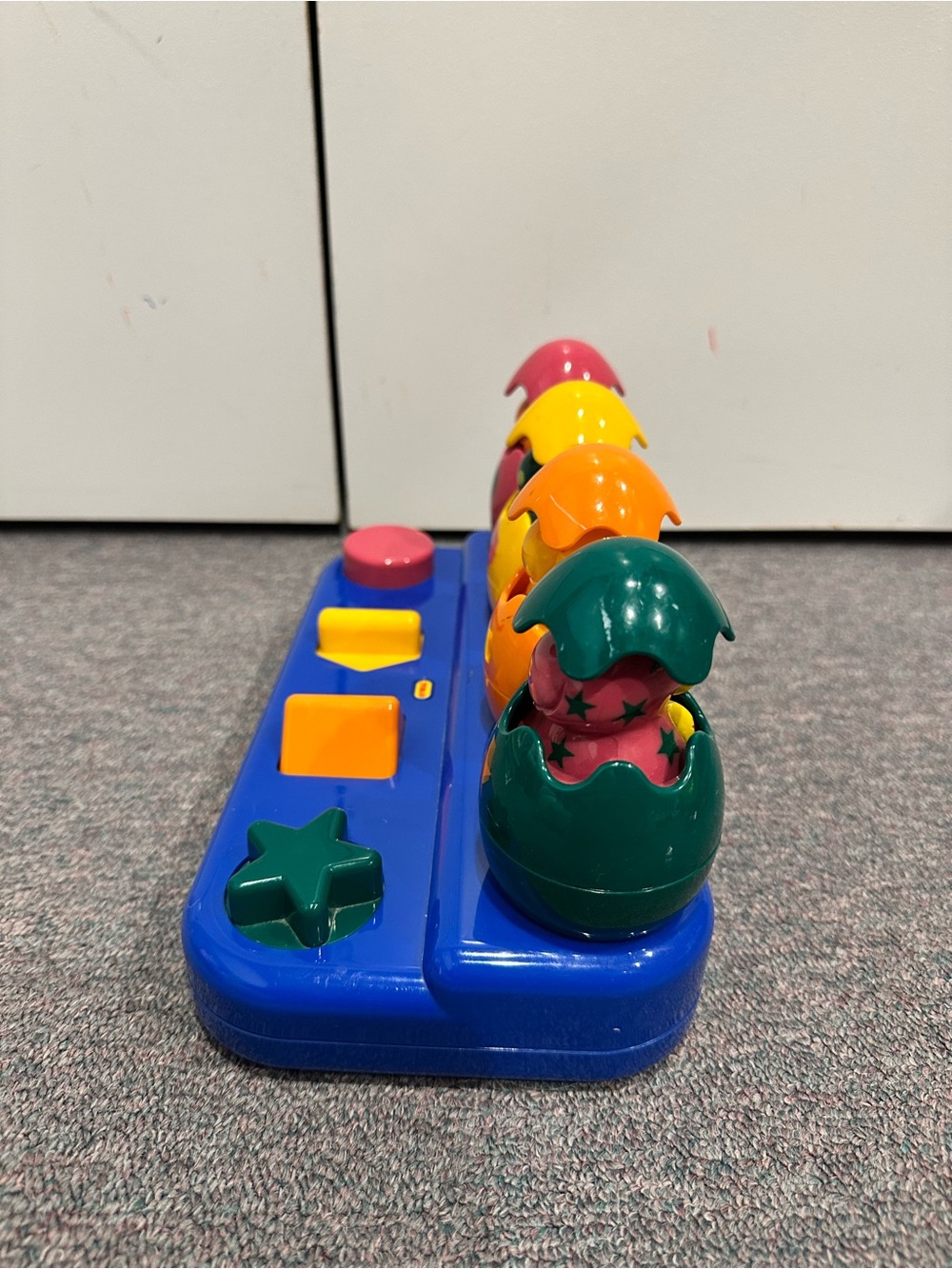 Pop-Up DINOSAURS by Tolo Toys - Award Winning Vibrant Colors Fine Motor Skills - Picture 6 of 6
